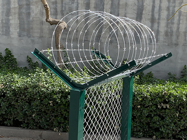 機(jī)場(chǎng)鋼筋網(wǎng)圍界圖片4