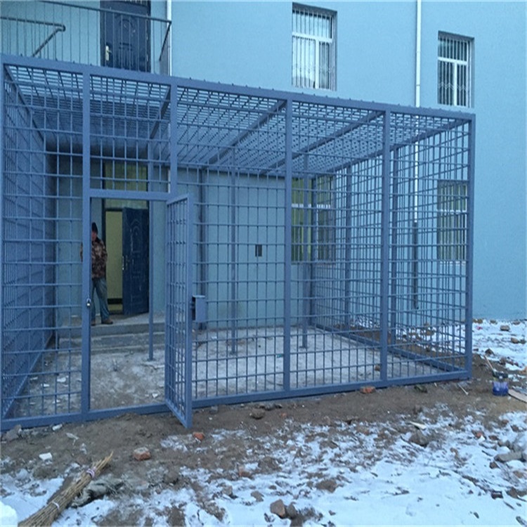 監(jiān)獄鋼網(wǎng)墻圖片及監(jiān)獄鋼網(wǎng)墻價格圖片4 監(jiān)獄鋼網(wǎng)墻圖片及監(jiān)獄鋼網(wǎng)墻價格圖片4