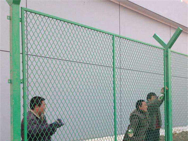 監(jiān)獄鋼網(wǎng)墻