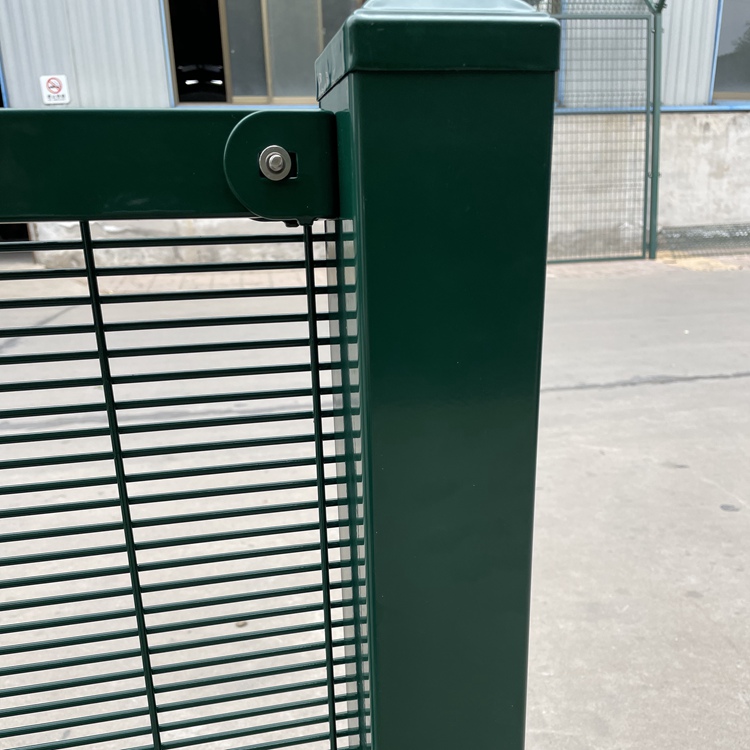 河南三門峽鍍鋅358高密度監獄防護網圖片2