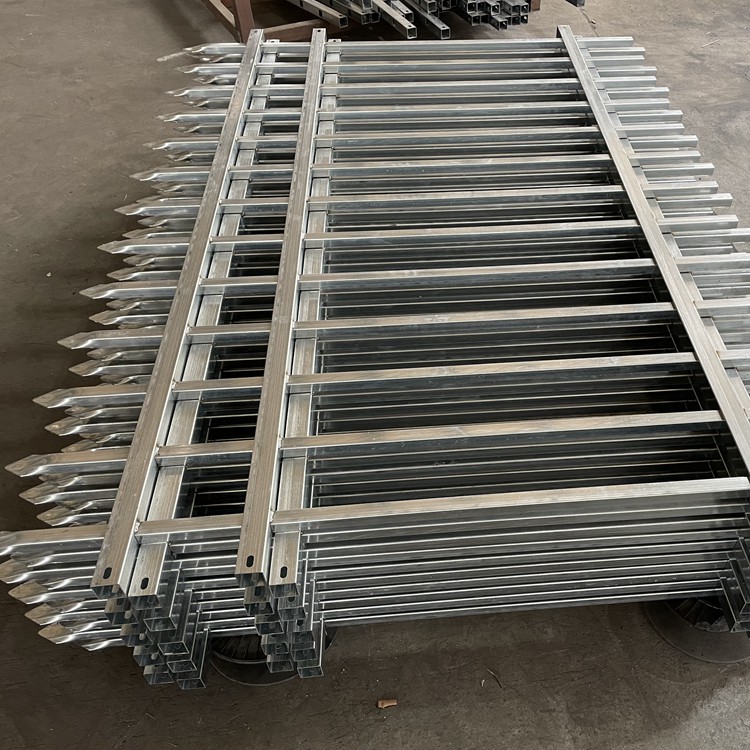 河道鐵藝護(hù)欄施工方案圖片2 河道鐵藝護(hù)欄施工方案圖片2