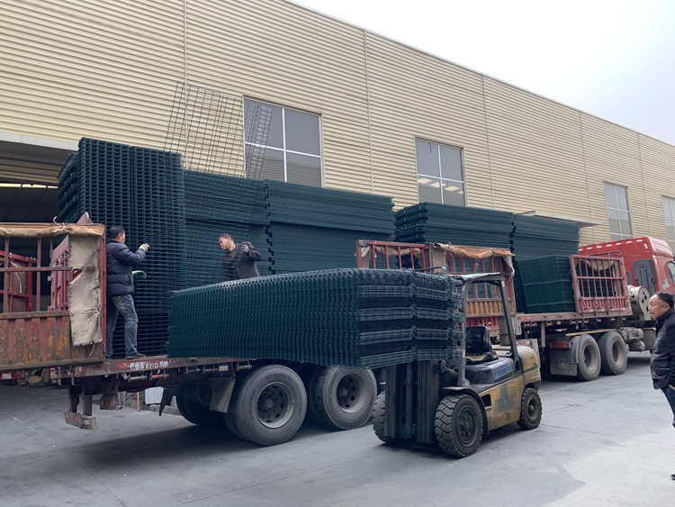 發貨現場18631858321