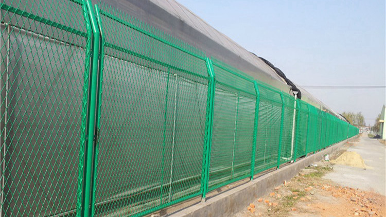 鐵路防護(hù)網(wǎng)18631858321