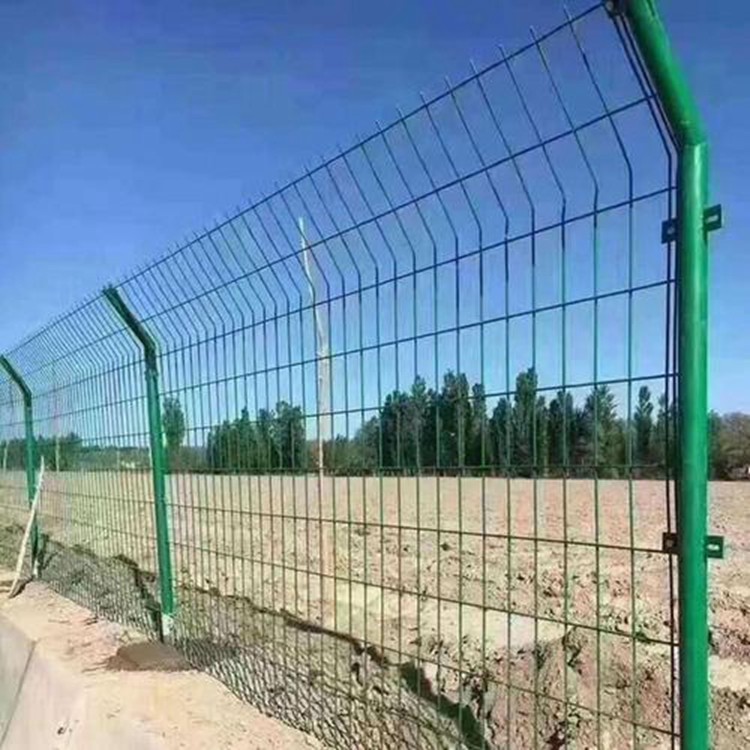 圈地護欄18631858321 圈地護欄18631858321