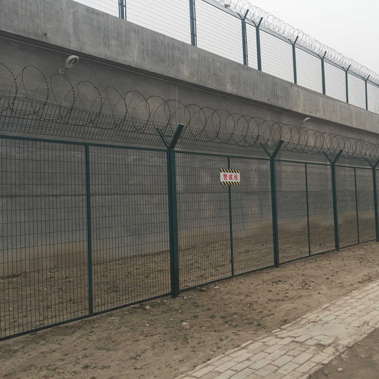 軍事鋼網墻18631858321