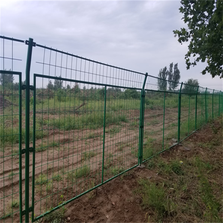 綠地鐵絲網圖片2 綠地鐵絲網圖片2