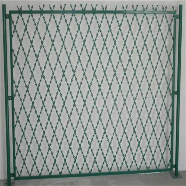 監(jiān)獄焊接刀片刺網(wǎng)圖片4 監(jiān)獄焊接刀片刺網(wǎng)圖片4