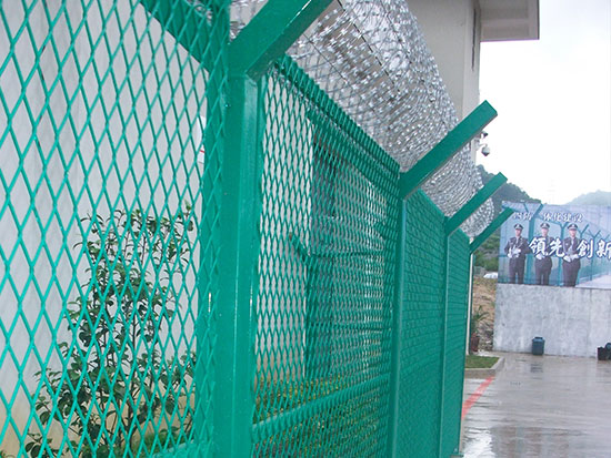 看守所隔離網(wǎng)圖片3 看守所隔離網(wǎng)圖片3