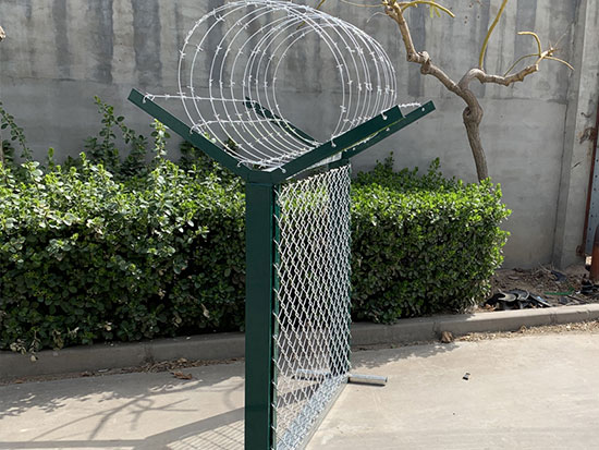 鋁包鋼機場圍界網圖片2